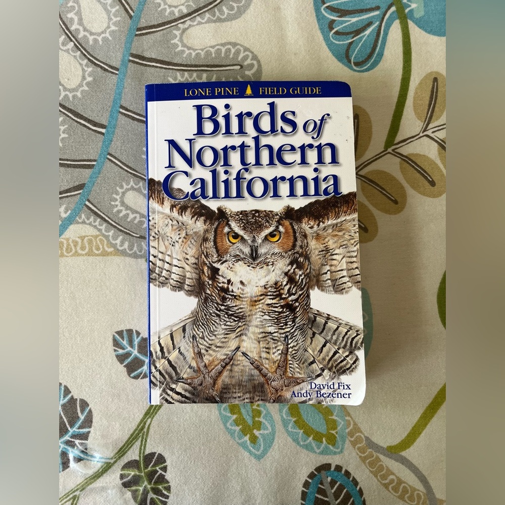 Birds of Northern California identification book. Lone Pine field guide.
